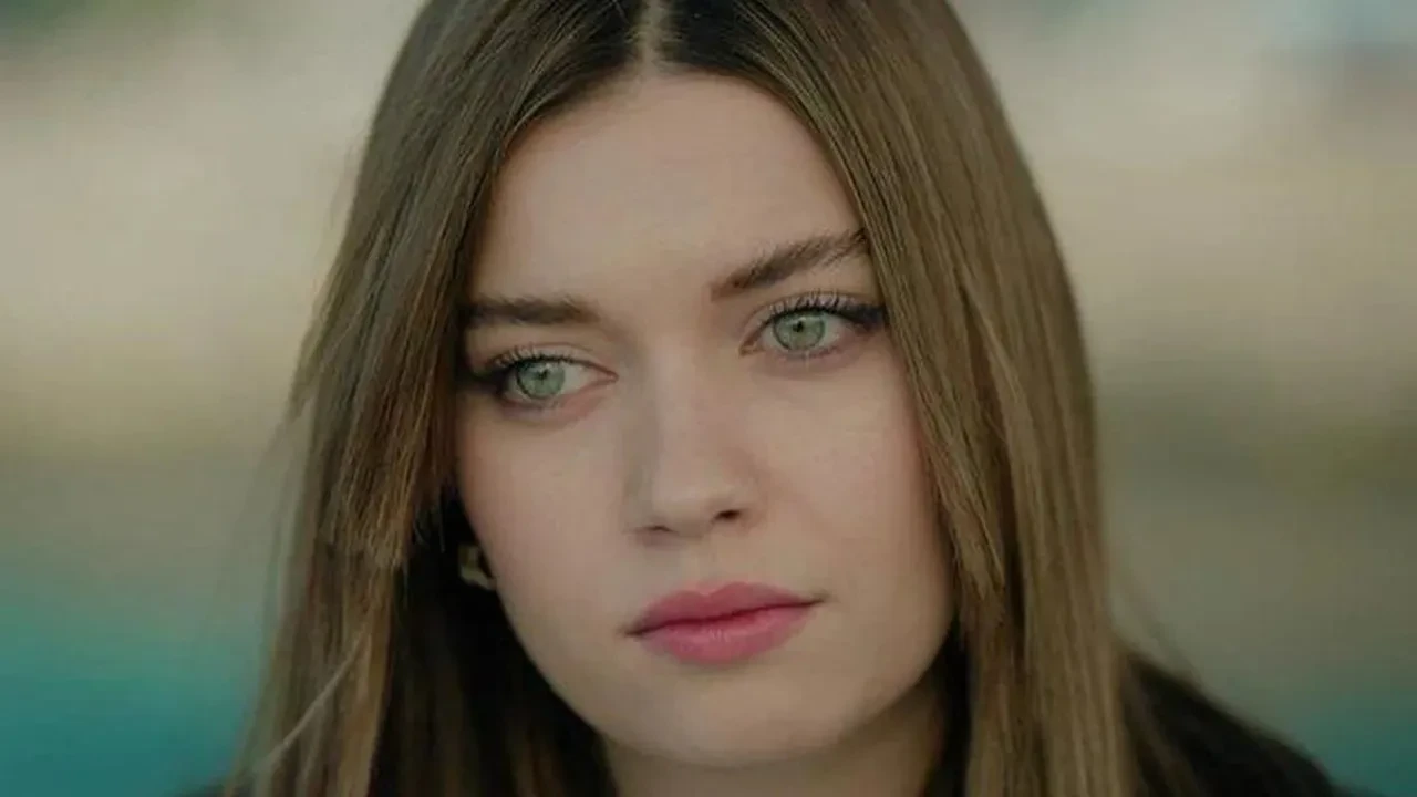 Afra Saraçoğlu Poyraz Yosmaoğlu’yla ilk kez bir arada görüntülendi! O kareye binlerce beğeni yağdı