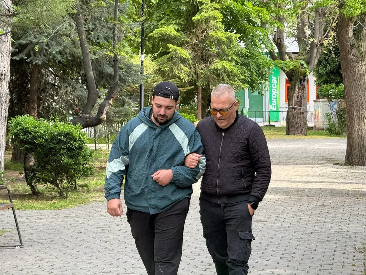 Arabasında uyudu, hayatı kabusa döndü! Doktorlar 'yaşamaz' dedi, yüzde 90 görme engelli kaldı