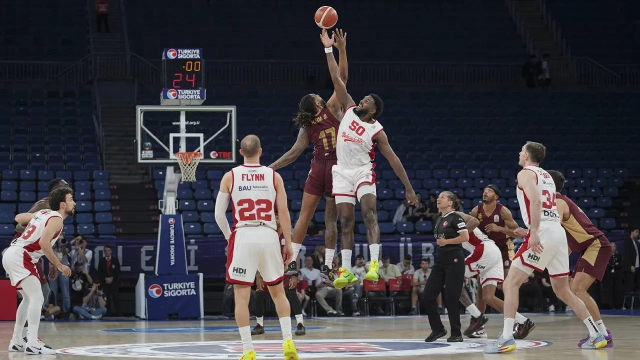 Bahçeşehir Koleji, Trabzonspor'u 91-65 mağlup etti! İstanbul ekibi seride 1-0 öne geçti