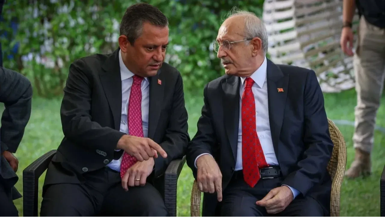 CHP'de kurultay krizi: Önce mahkeme, olmazsa yeni parti