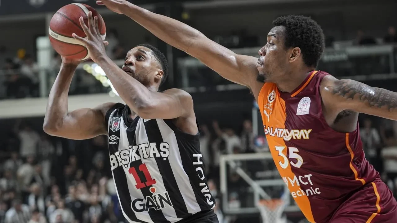 Derbide kazanan Beşiktaş GAİN! Siyah-beyazlılar, Galatasaray MCT Technic'i 108-83 yendi