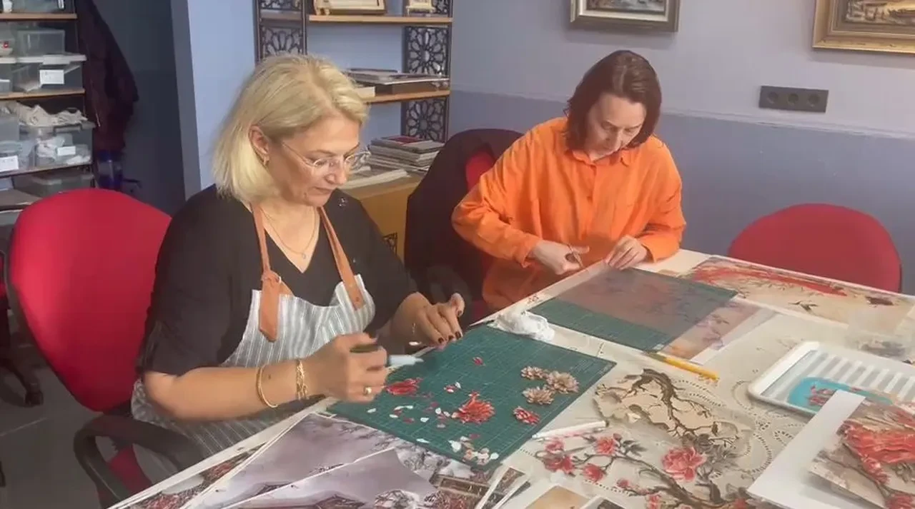Güngör Yavuzaslan Bartın'da: Bartın'da bir ilk! Eski Bartın evleri ve görselleri sanatla yaşatılıyor!
