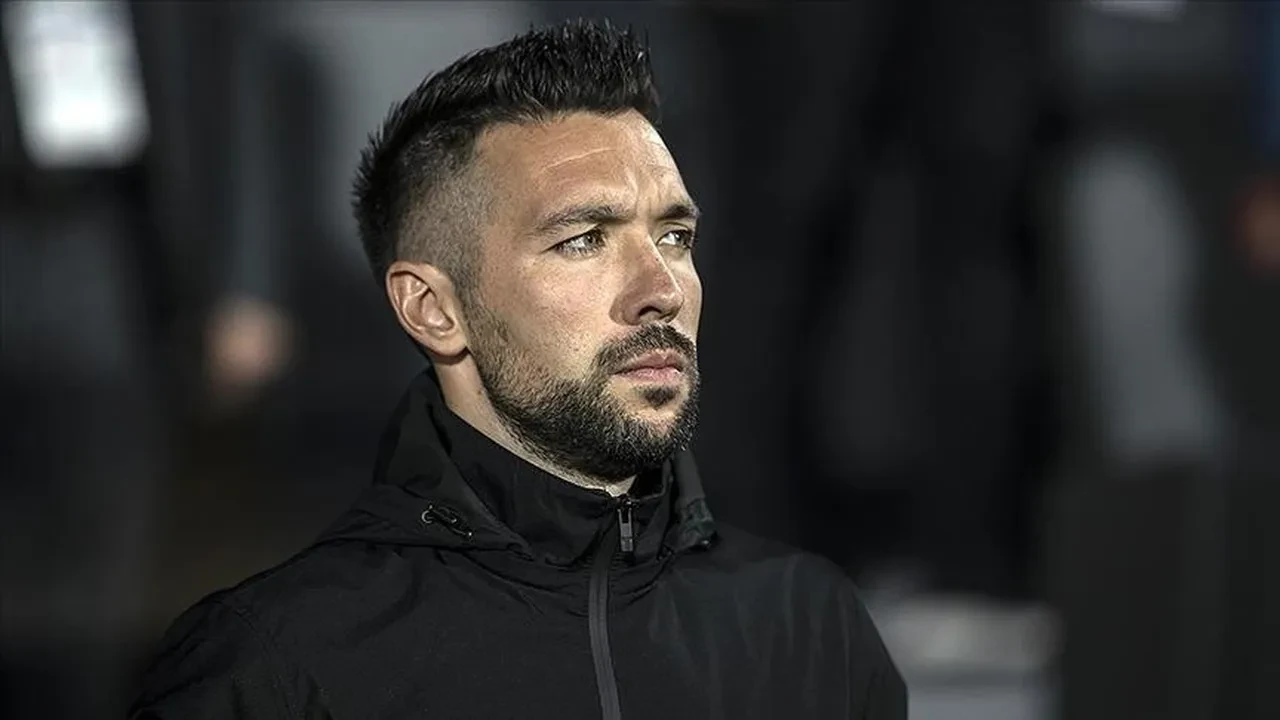 Hakan Safi 'Türkiye'yi bilen biri' demişti: Farioli kararını resmen açıkladı!