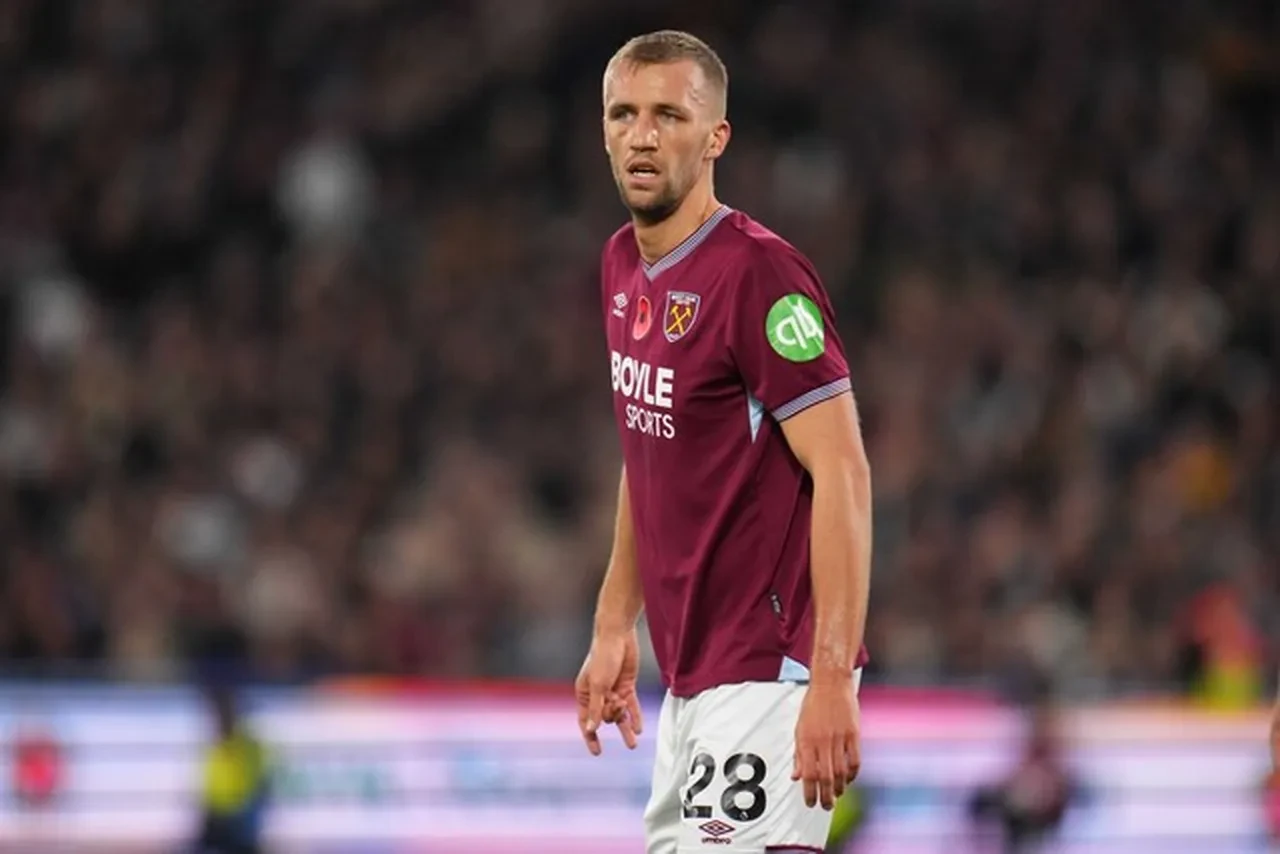 Okan Buruk’un Şampiyonlar Ligi hediyesi Premier Lig’den! West Ham’ın yıldızı listede