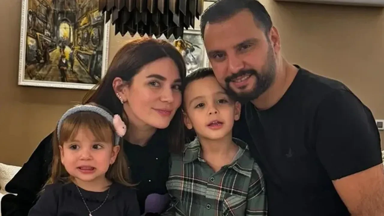 Şarkıcı Alişan'ın hayvanat bahçesindeki panik halleri! Ne yapacağını bilemedi