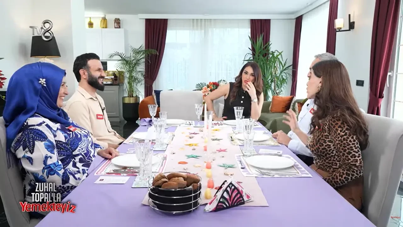 Yemekteyiz Berivan Arıkan kimdir, mesleği nedir? Yaptığı eleştirilerle konuşuluyor