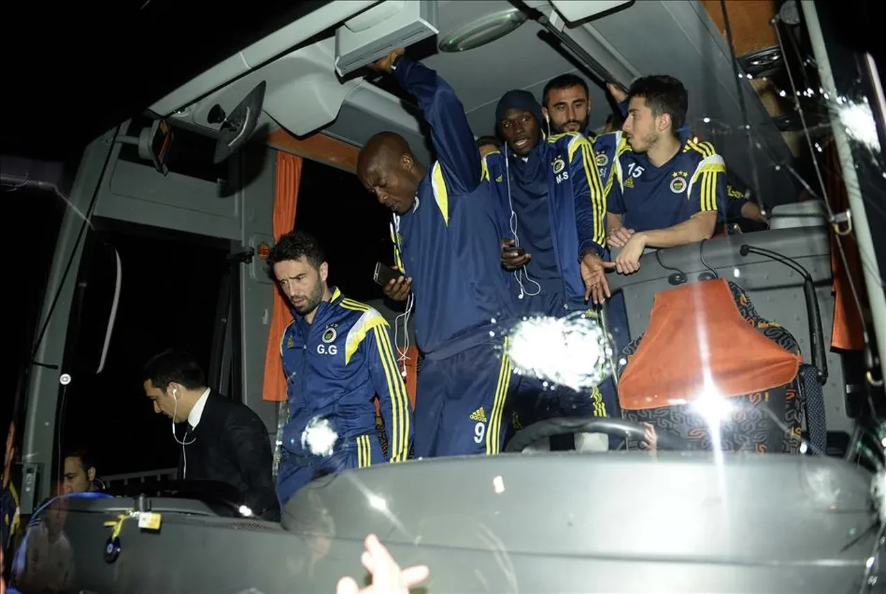 Bakan Gürlek duyurdu! Fenerbahçe kafilesine saldırı dosyası yeniden incelenecek