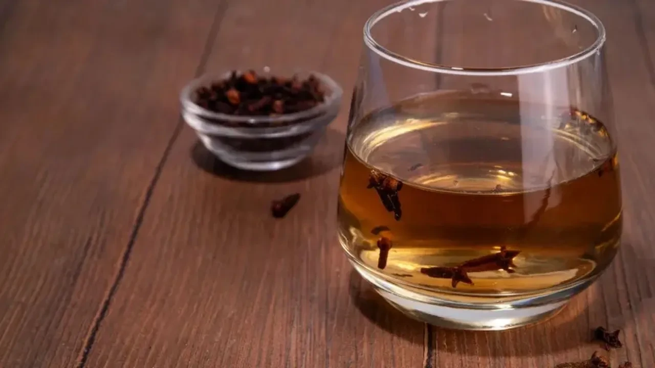Cilt için en iyi tonikler hangileri? Cam gibi parlak cildin sırrı ortaya çıktı!