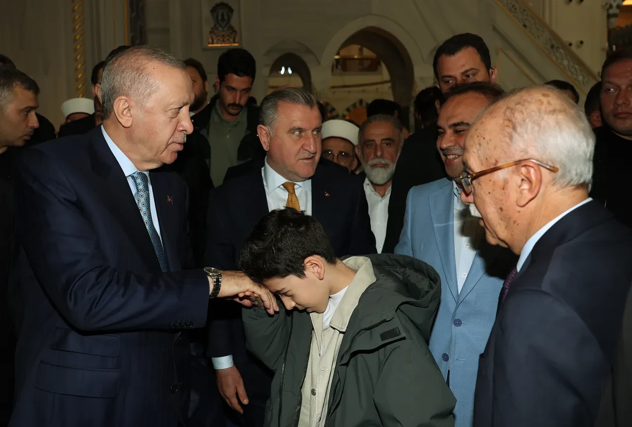 Cumhurbaşkanı Erdoğan'dan bayram namazı sonrası önemli açıklamalar: 'Netanyahu gereken dersi alacaktır'