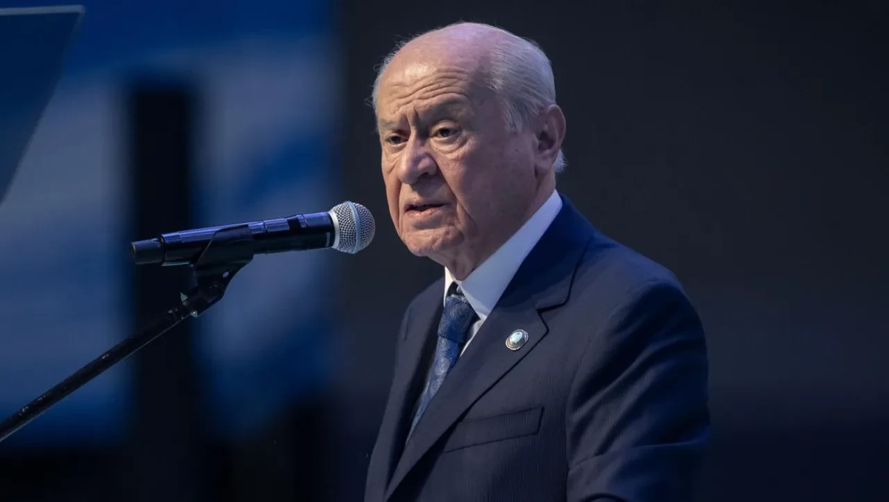 Devlet Bahçeli’den CHP’ye kurutuluş reçetesi: 9 Eylül'ü işaret ederek 4 maddelik çağrıda bulundu!