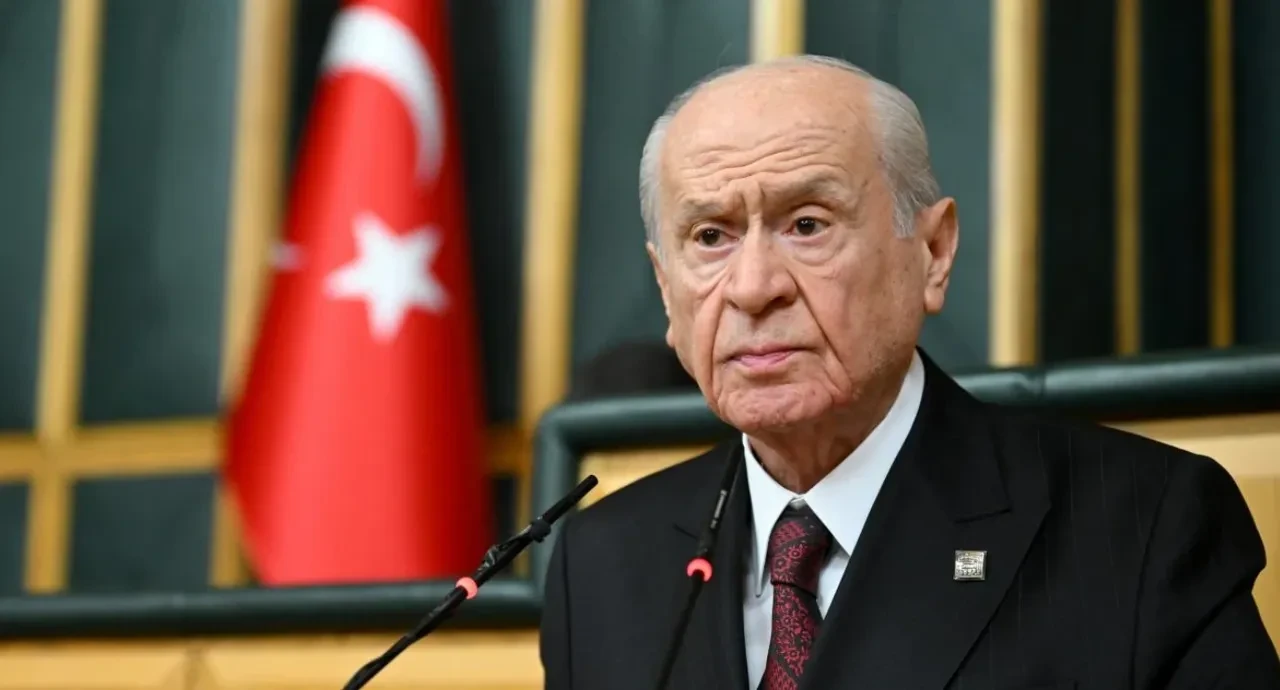 Devlet Bahçeli’den CHP’ye kurutuluş reçetesi: 9 Eylül'ü işaret ederek 4 maddelik çağrıda bulundu!