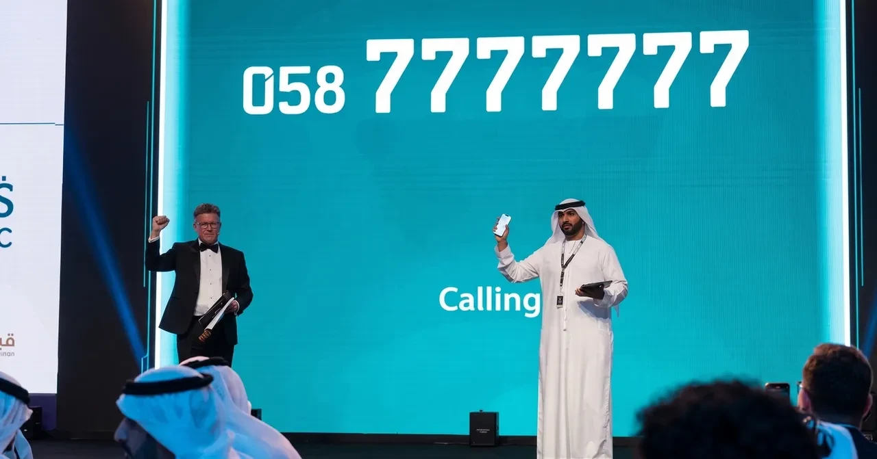 Dünyanın en pahalı telefon numarası olabilir! Sadece 7'lerden oluşan hat rekor fiyata satıldı