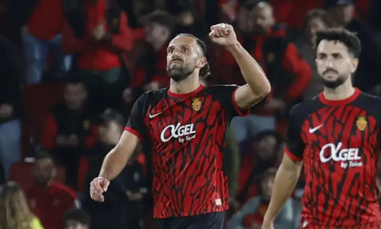 Hakan Safi'den dünya yıldızı golcü harekatı: Onay verdiği an transfer tamam!