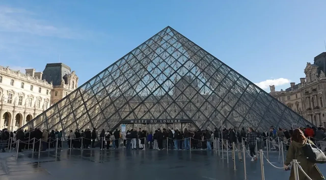 Dünyaca ünlü Louvre Müzesi film oluyor! Yıllık 9 milyonluk ziyaretçisi olan Louvre müzesinin soygunu sinemaya uyarlanıyor