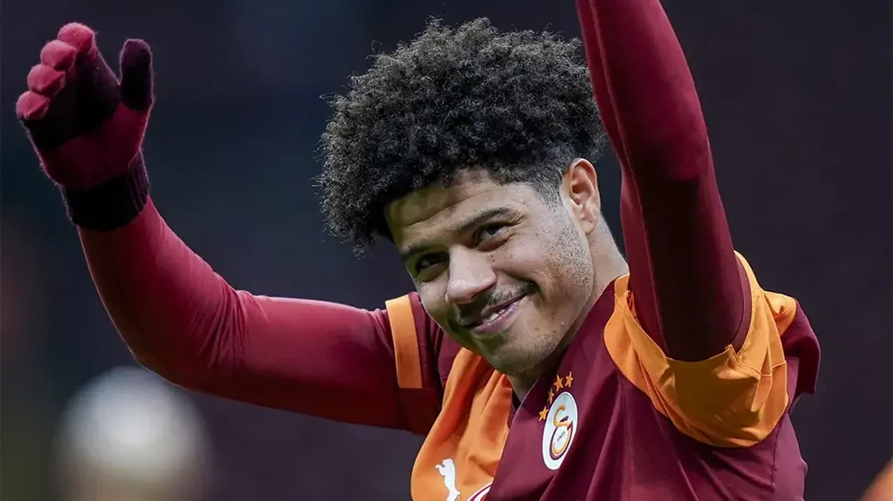 Galatasaray'da tarihi ayrılık kapıda! Rekor bonservisle İngiltere'ye gidiyor