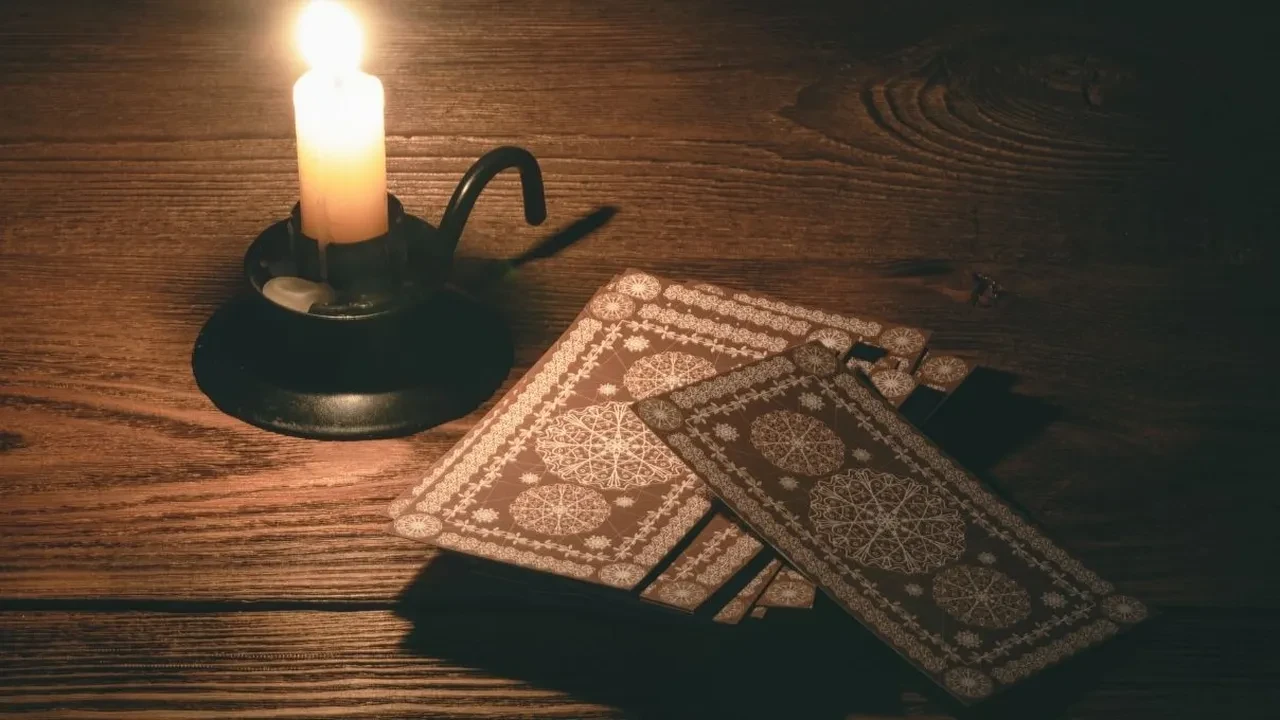 Günlük tarot kart açılımı 29 Mayıs 2026! Zihinler hızlı hareket ediyor