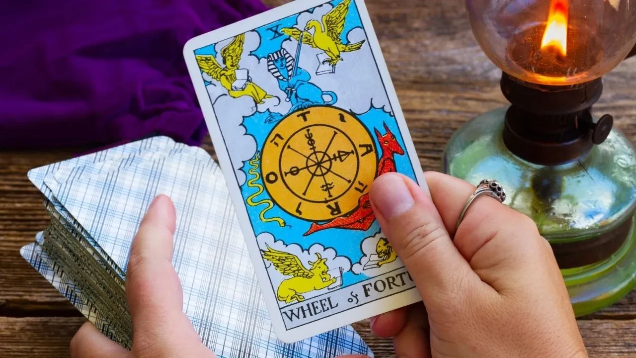 Günlük tarot kart açılımı 29 Mayıs 2026! Zihinler hızlı hareket ediyor
