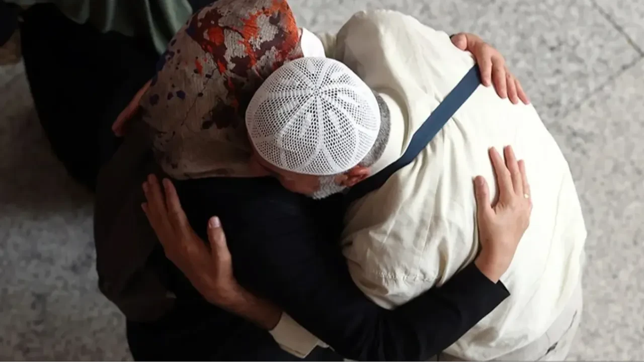 Hac dönüşleri ne zaman başlıyor? Hacı kafilesi uçuş tarihleri