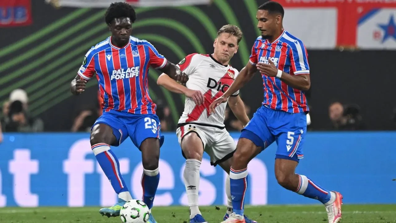 UEFA Konferans Ligi'nde şampiyon Crystal Palace! İngiliz ekibi, Rayo Vallecano'yu mağlup etti