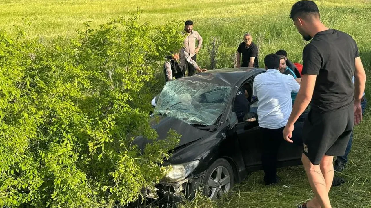 Adıyaman'da 2 otomobil kafa kafaya çarpıştı: Aynı aileden 3 kişi hayatını kaybetti