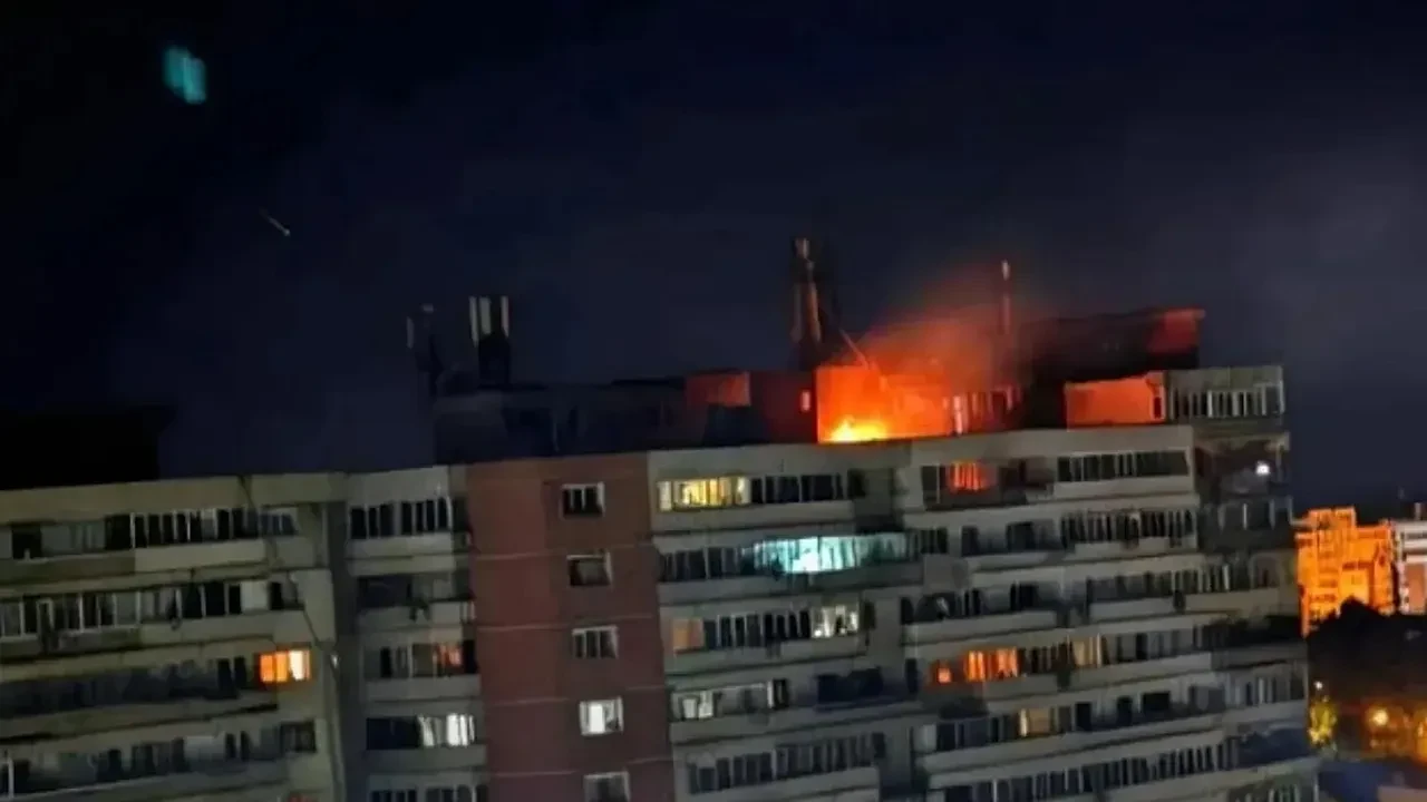Avrupa ülkelerinden, Rus İHA'sının Romanya'da apartmanı vurmasına tepki