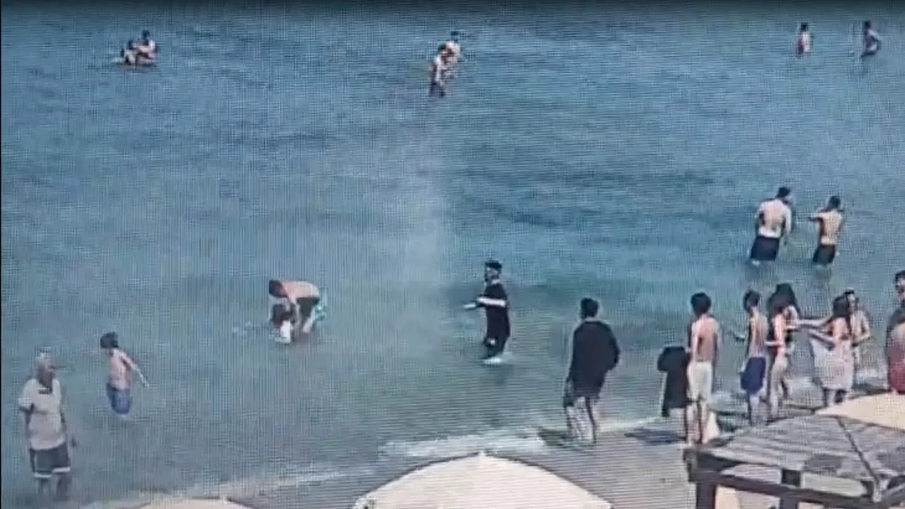 Denizde can pazarı! Kuşadası'nda 70 yaşındaki turist ölümden döndü