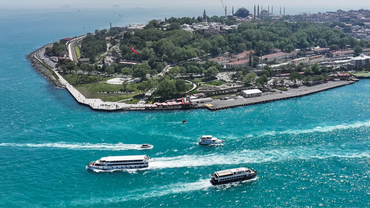İstanbul fethini kutluyor! Turkuaz Boğaz dünyanın gündeminde: 'İstanbul İstanbulluyor' akımı başladı