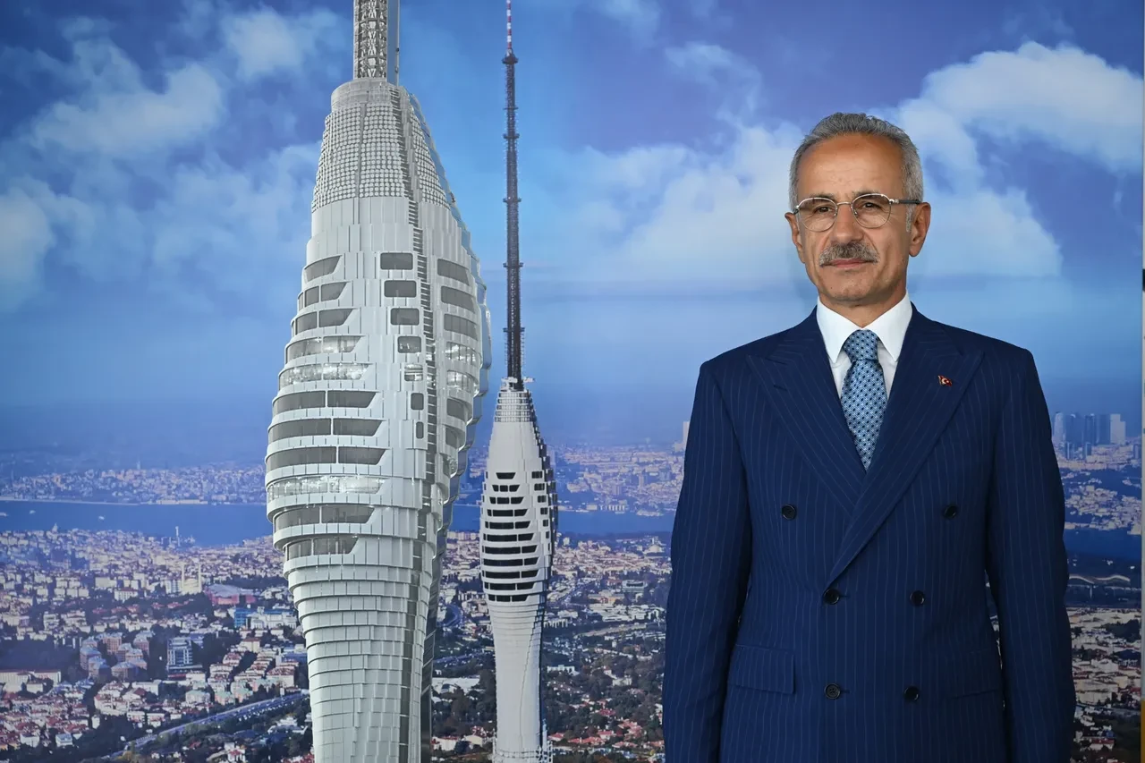 İstanbul'un zirvesi Çamlıca Kulesi 5 yaşında! Bakan Uraloğlu: 'Açıldığı günden bu yana 2,8 milyon ziyaretçiyi ağırladı'