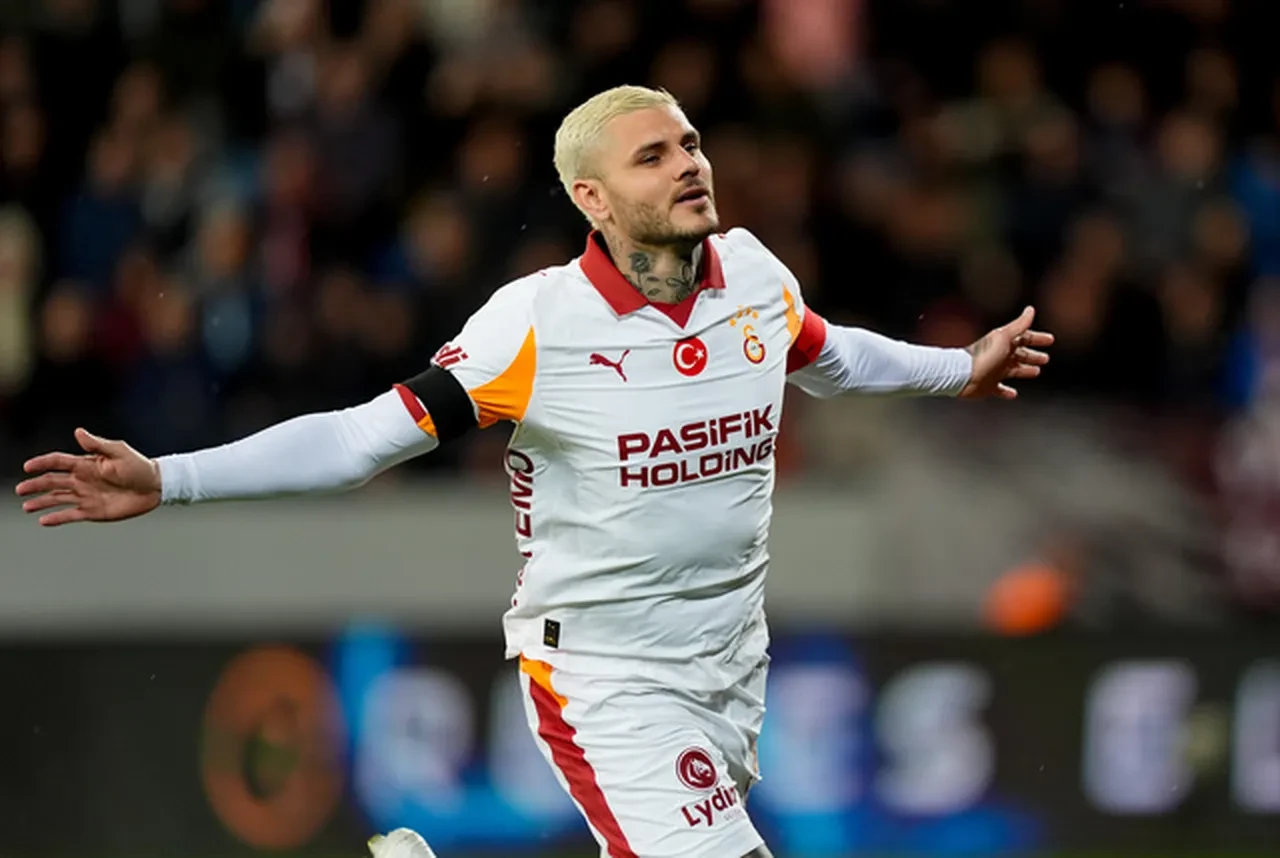 Mauro Icardi ile yollar ayrılıyor mu? Galatasaray'dan yıldız golcüye son teklif: Menajerinden beklenmedik cevap!