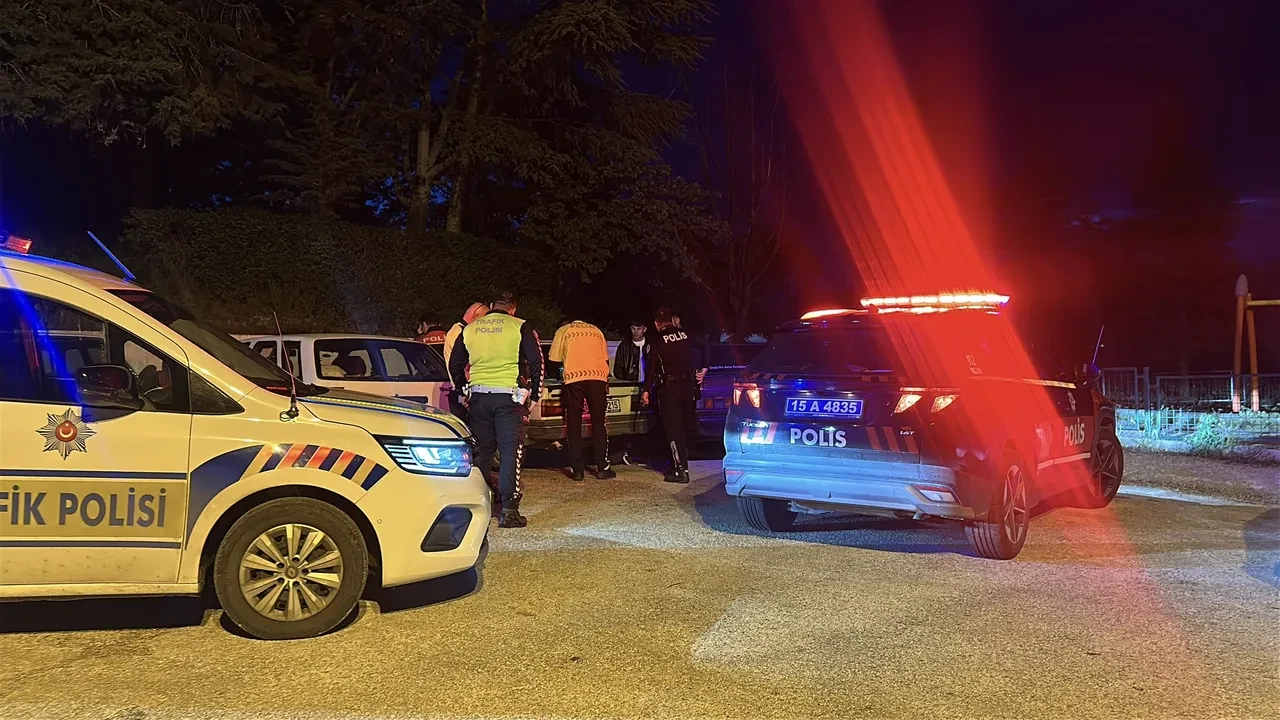 Önce pazarlık yaptı, sonra uzun uzun hesapladı! Ehliyetsiz ve alkollü sürücüye rekor ceza