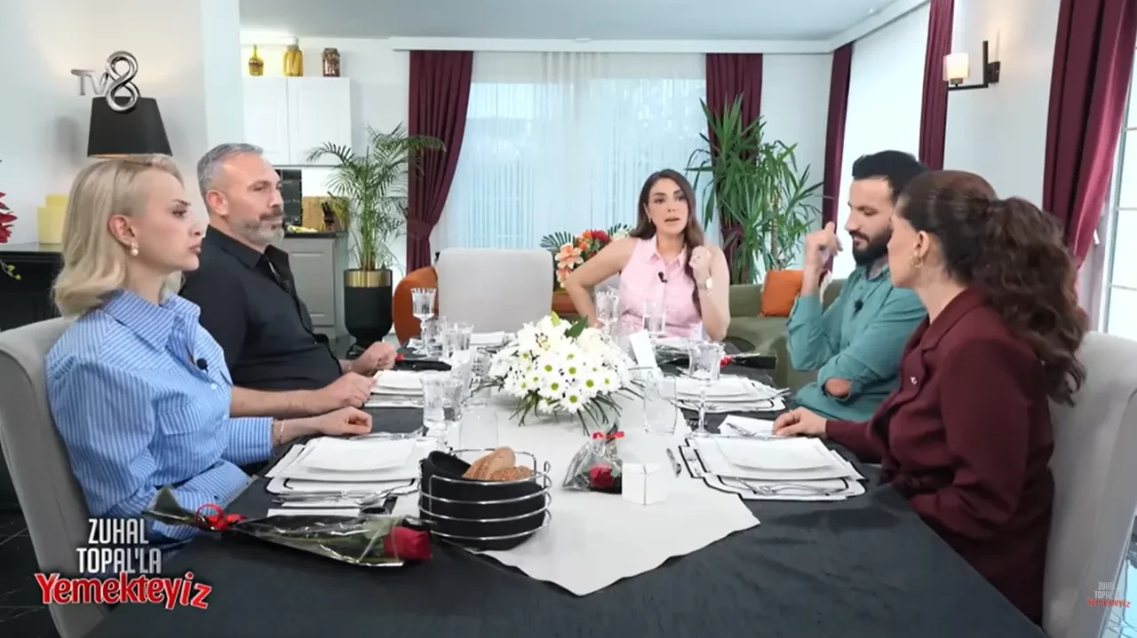 zuhal topalla yemekteyiz
