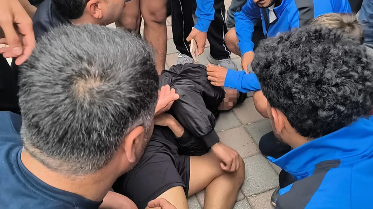 Amedspor'un kutlama konvoyunda feci kaza: Öğrenciye çarptı