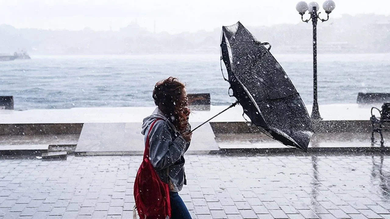 Bakanlıktan yurdun yarısına sarı kodlu uyarı! Fırtına, kar ve sağanak kapıda