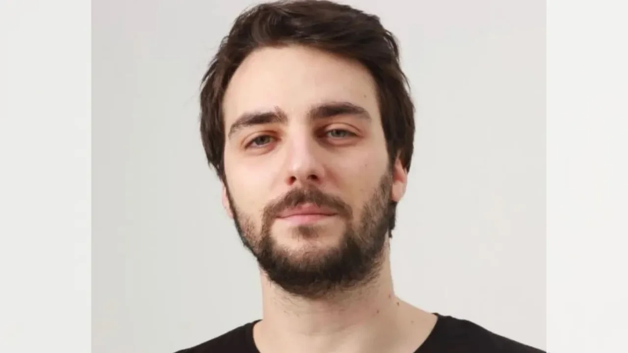 Genç komedyen Kaan Sertdemir hayatını kaybetti! TuzBiber Komedi Kulübü’nün sevilen ismiydi