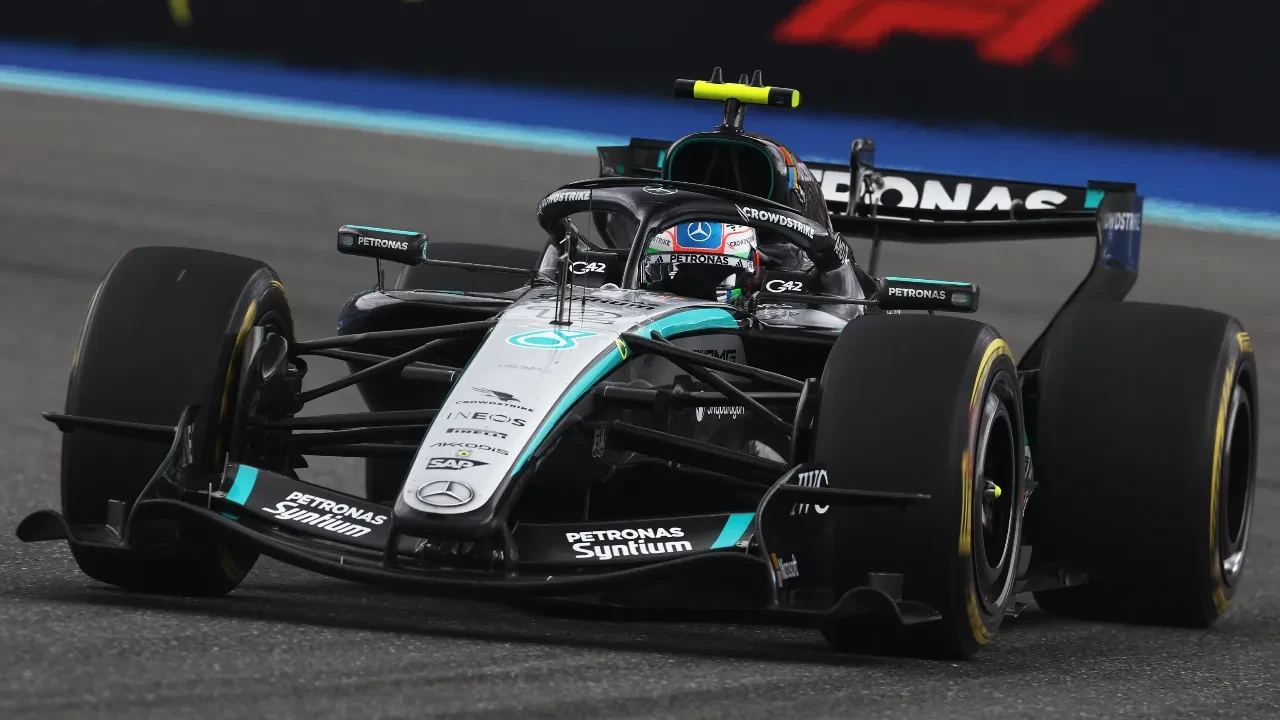 Kimi Antonelli, Miami GP'de zafere ulaştı! İtalyan pilottan üst üste 3. galibiyet