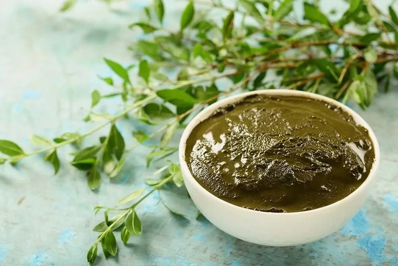 Kına ile saçları kepek ve yağlanmadan kurtarın! Diyarbakırlı kadınların kına sırrı 
