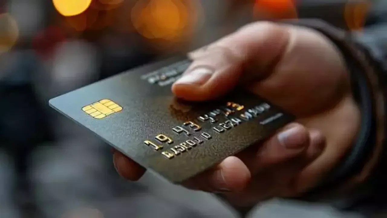 Kredi kartı kampanyalarına katıldım sananlar yandı: Bankaların internet alışverişlerinde kurduğu akıl almaz tuzak!
