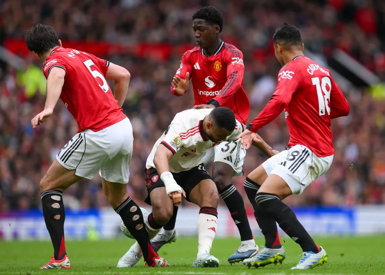 Manchester United, Liverpool'u devirdi! "Kırmızı Şeytanlar"dan 3-2'lik galibiyet