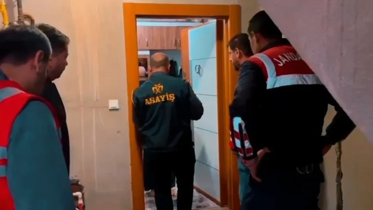 Müstehcen içerikli yayın açıp, görüntülerle şantaj yaptılar: 70 milyonluk dev vurgun!