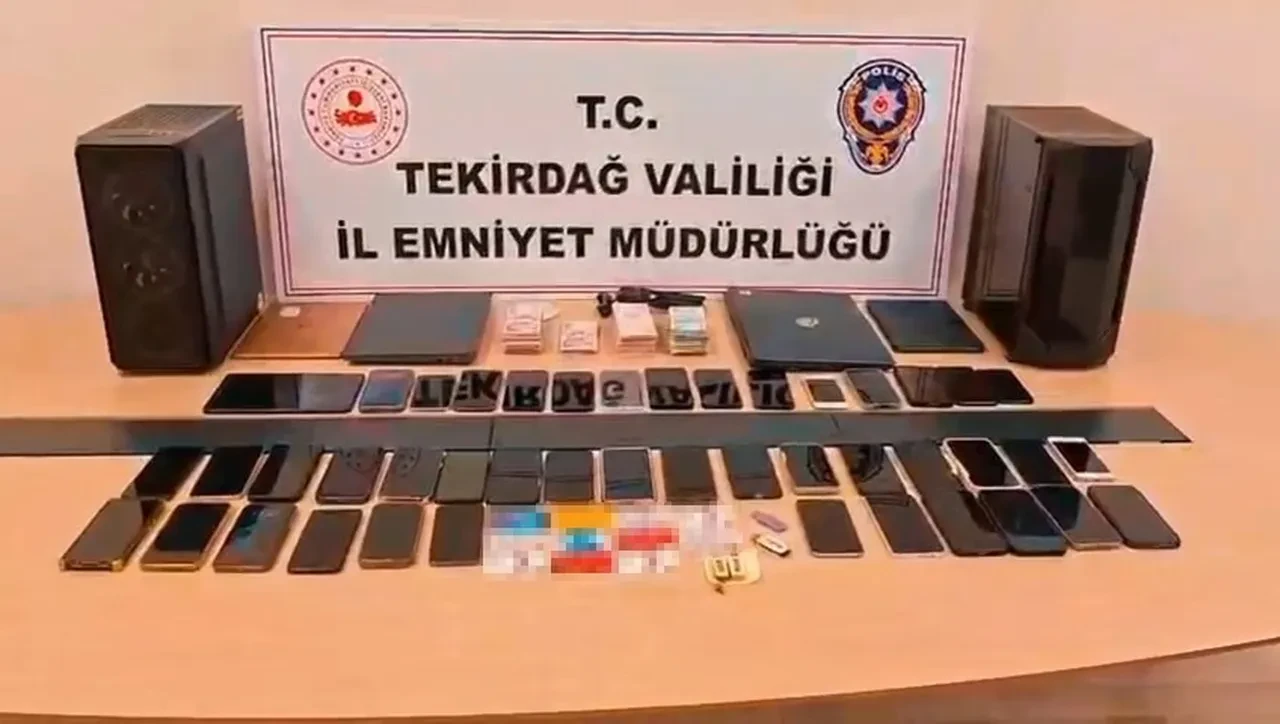 Müstehcen içerikli yayın açıp, görüntülerle şantaj yaptılar: 70 milyonluk dev vurgun!