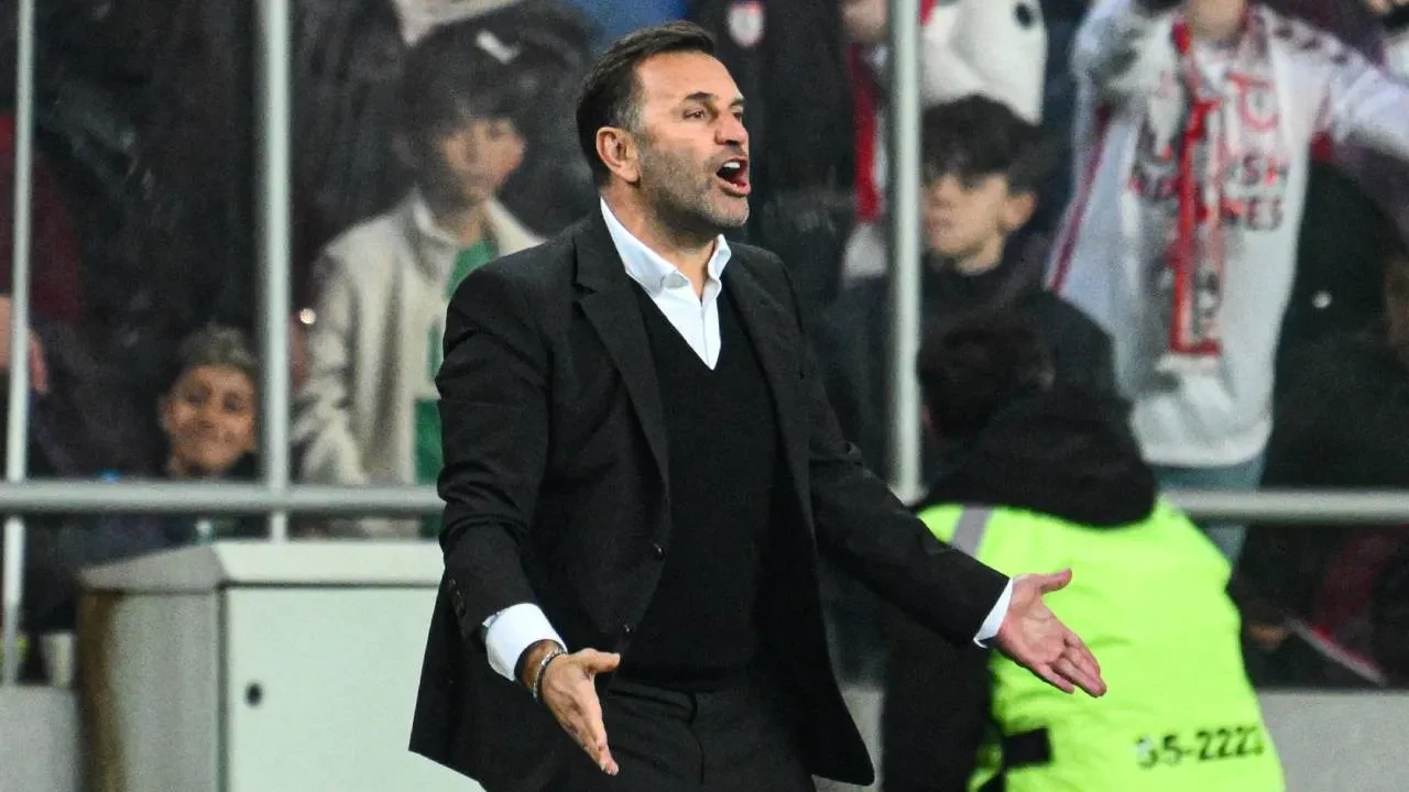 Okan Buruk, 4-1'lik Samsunspor yenilgisiyle ilgili konuştu! "Bugün çok fazla hata yaptık"