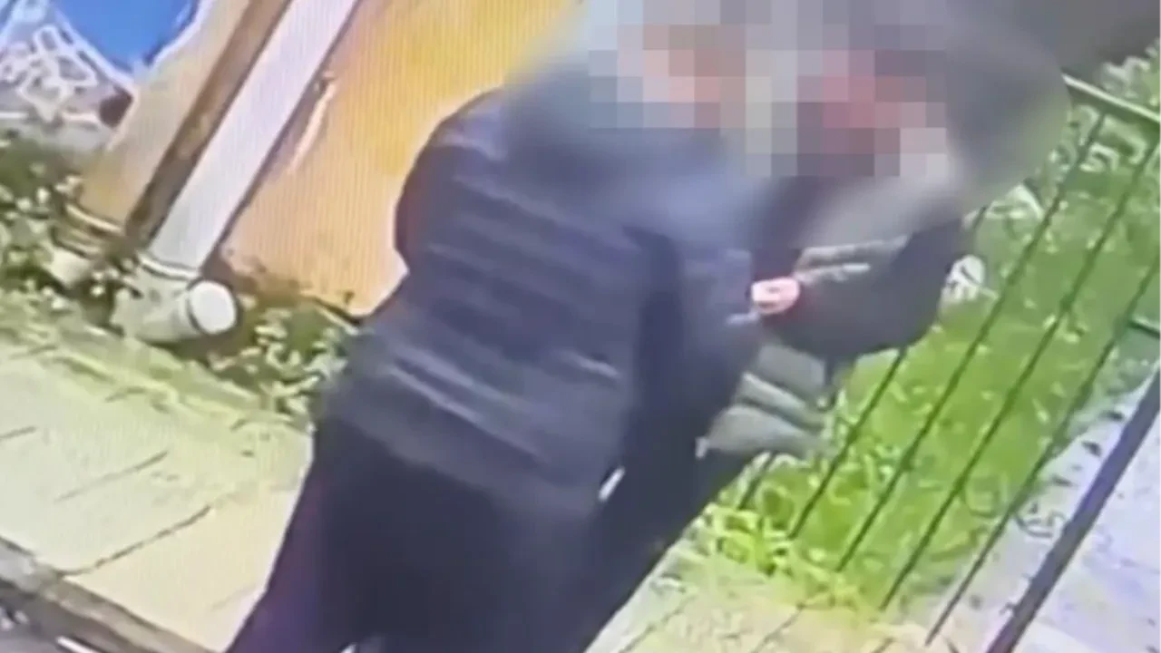 Sakarya'da pişkin zehir tacirine narkotik darbesi: Uyuşturucu ticareti saniye saniye kamerada