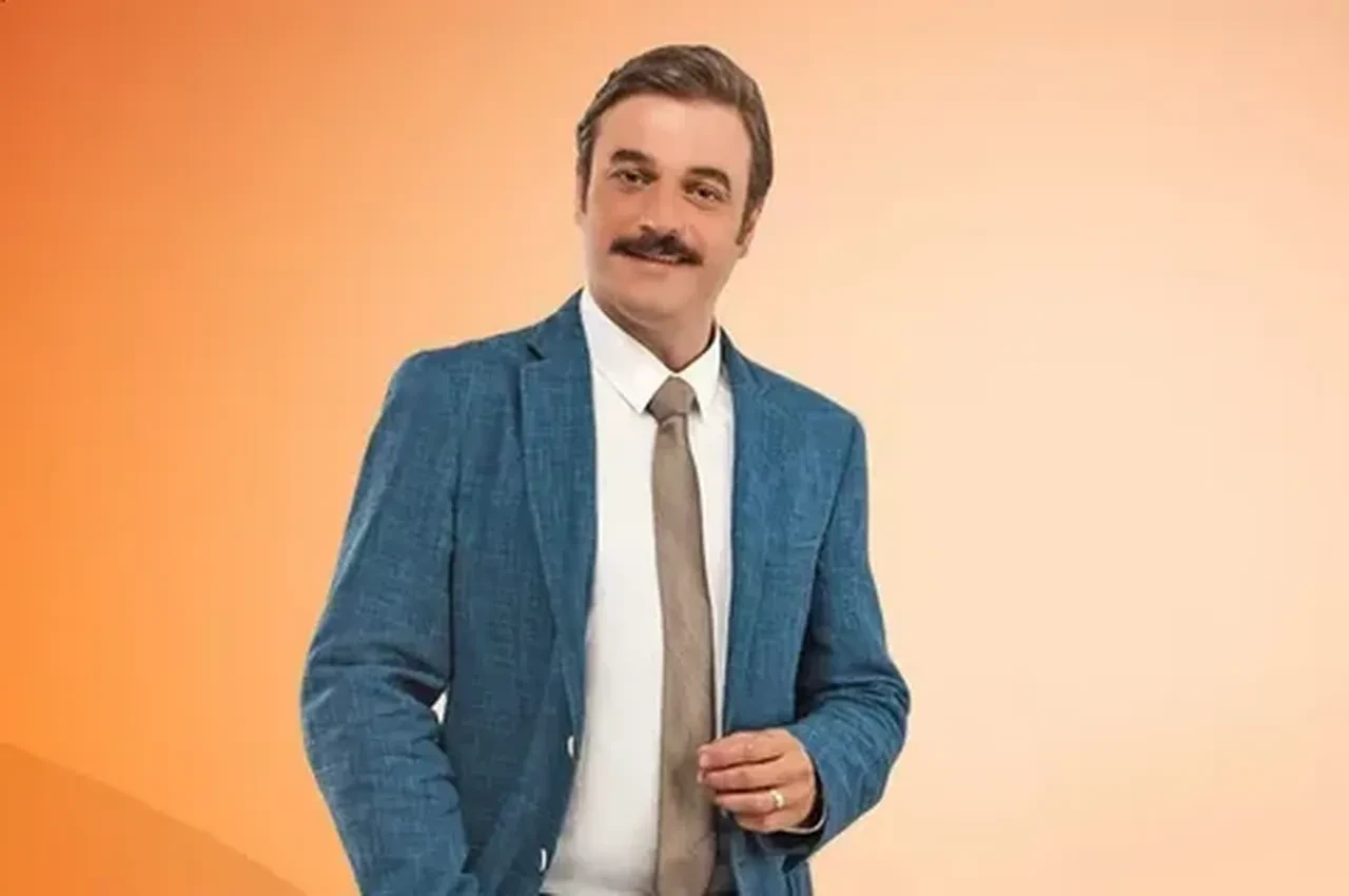 Ufuk Özkan'dan sürpriz paylaşım! Oğluyla ilk projesini böyle duyurdu