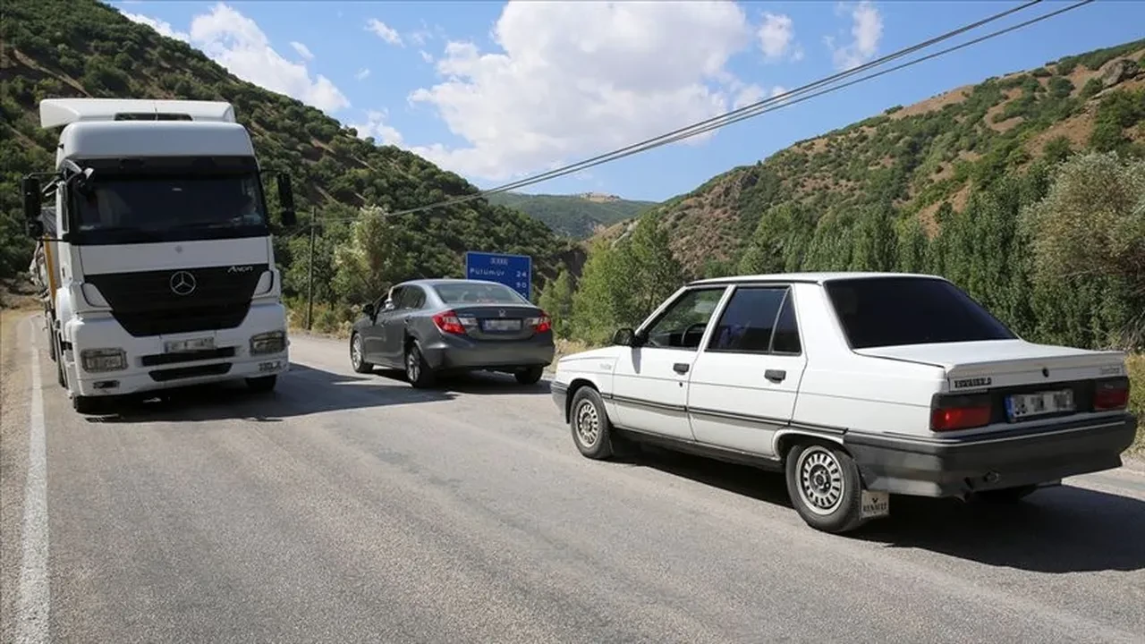 Bayram dönüşünde kısıtlama: Ağır tonajlı araçlara trafiğe giremeyecek
