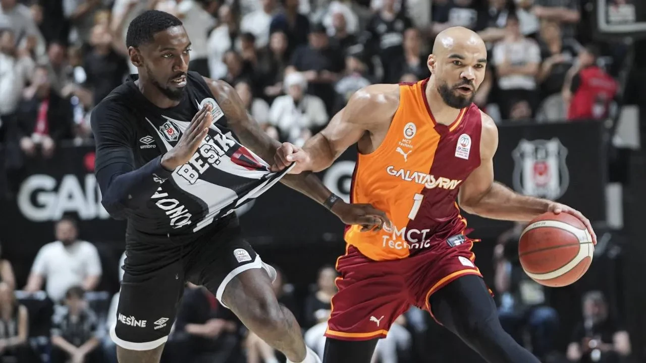 Beşiktaş GAİN yarı finale yükseldi! Siyah-beyazlılar, Galatasaray MCT Technic'i 71-68 yendi