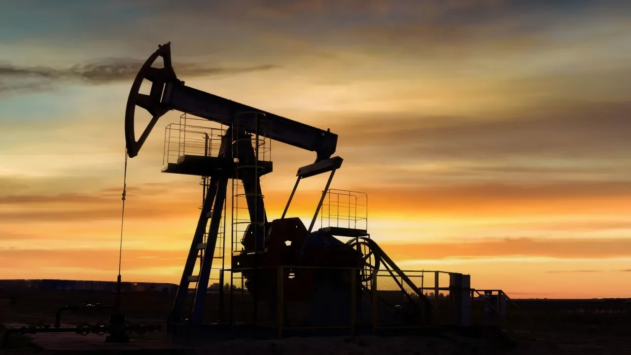 Brent petrolde son 6 yılın en sert aylık düşüşü