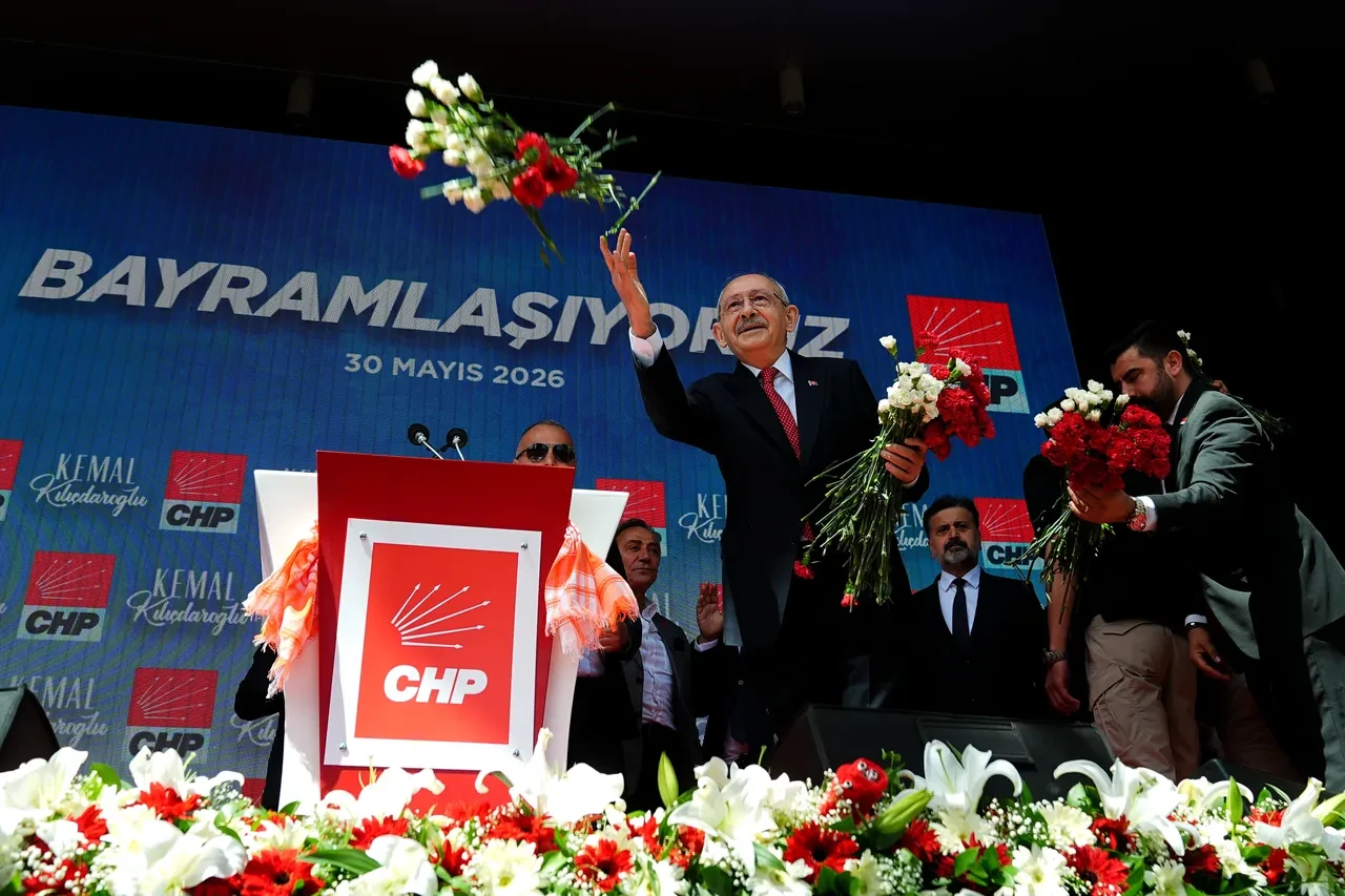 CHP lideri Kemal Kılıçdaroğlu'ndan Özgür Özel ve destekçilerine sert sözler! "FETÖ ajanları ve hırsızlardan arınacağız"
