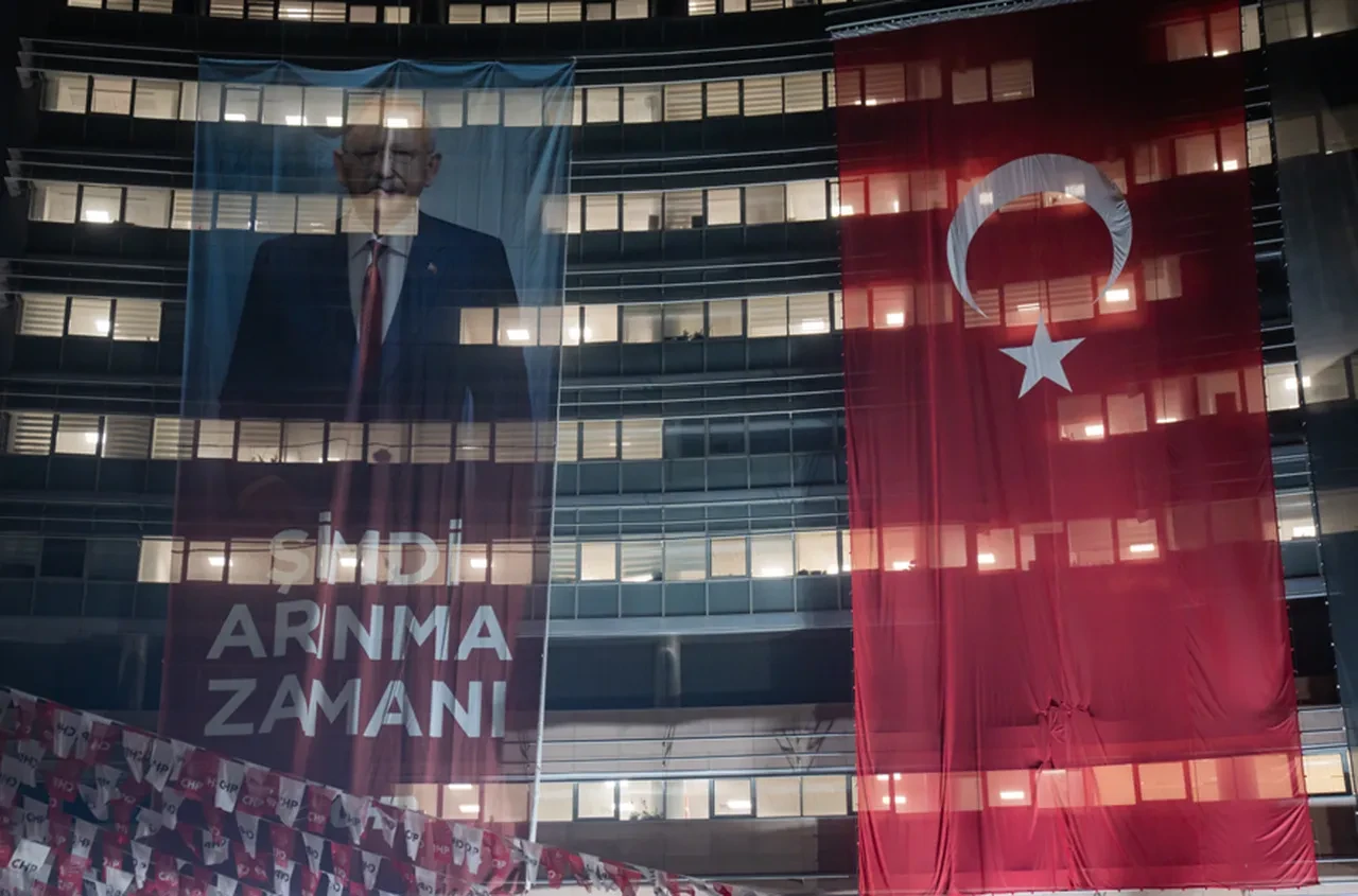 CHP'de iki farklı program: Gözler Kılıçdaroğlu ve Özgür Özel'in vereceği mesajlarda