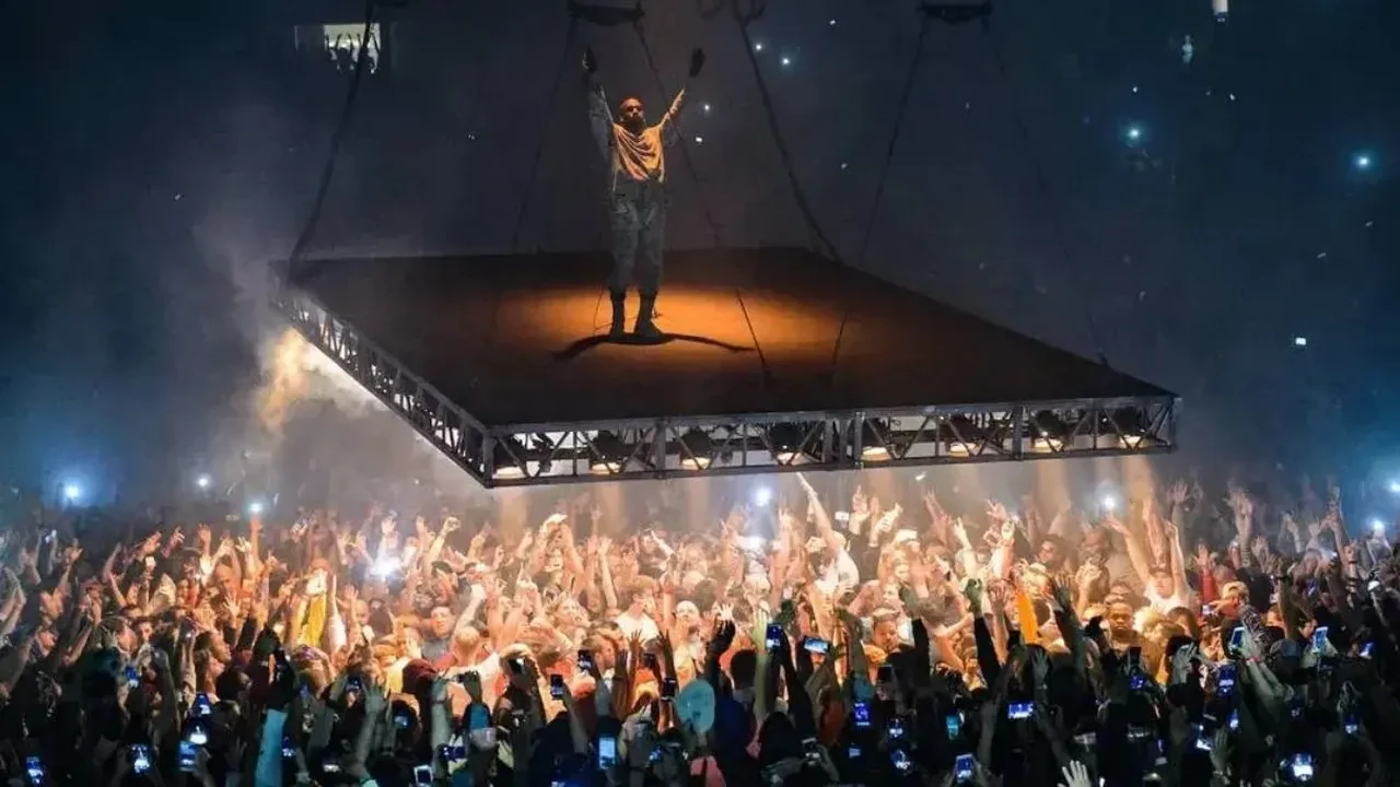 Kanye West konseri hangi dijital platformda yayınlanacak? Kanye West İstanbul konserini canlı izle
