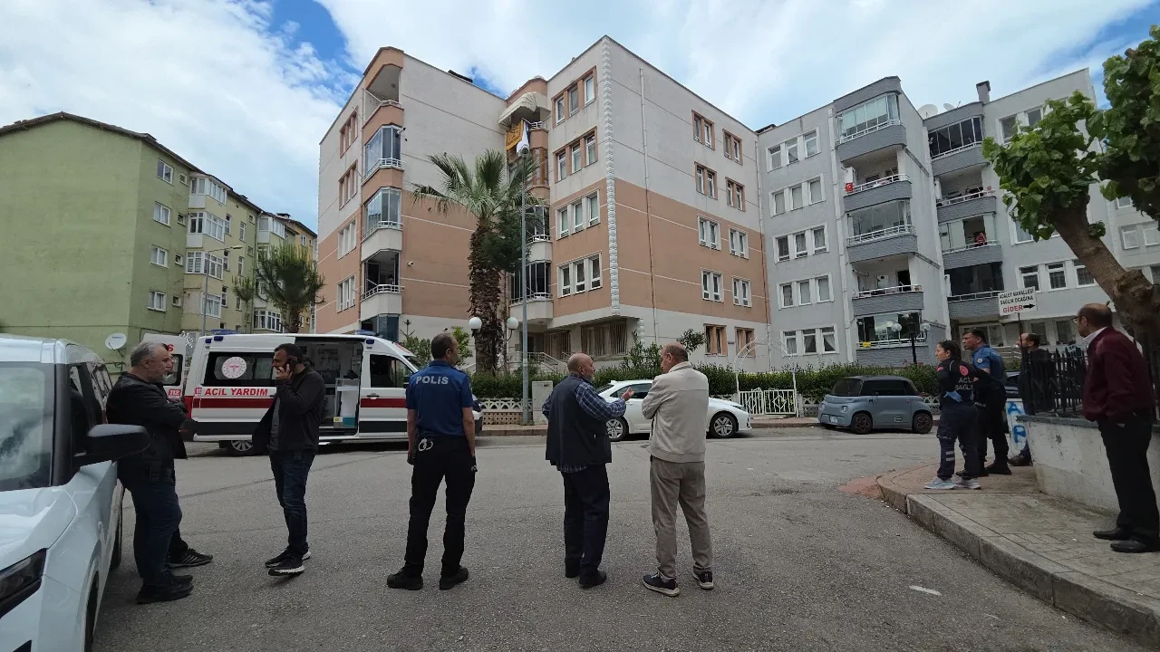 Samsun'da mahalleyi ayağa kaldıran olay: Genç kadın 2 saat sonra ikna oldu